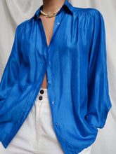 Load image into Gallery viewer, "Helene" silk shirt