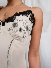 Load image into Gallery viewer, MARJOLAINE silk night dress