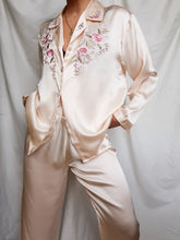 Load image into Gallery viewer, "Roses" silk pyjama