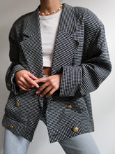 Load image into Gallery viewer, "Hong kong" jacket