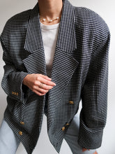 Load image into Gallery viewer, "Hong kong" jacket