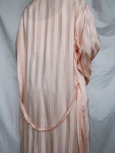 Load image into Gallery viewer, « Capri » silk kimono