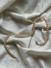 Load image into Gallery viewer, Pearls necklace