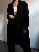 Load image into Gallery viewer, Super Black coat