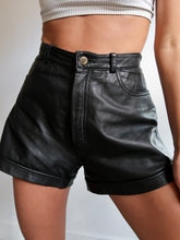 Load image into Gallery viewer, « Gipsy » leather shorts