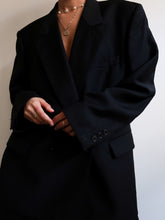 Load image into Gallery viewer, “Emilio” black blazer