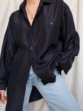 Load image into Gallery viewer, "Safa" silk shirt