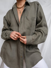 Load image into Gallery viewer, "Esma" linen shirt