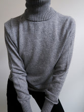 Load image into Gallery viewer, Cashmere turtleneck