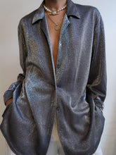 Load image into Gallery viewer, "Pamela" shiny shirt