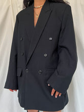 Load image into Gallery viewer, Black blazer