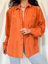 Load image into Gallery viewer, "Tanja" silk shirt