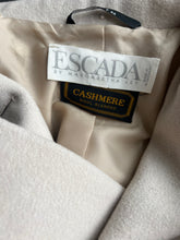 Load image into Gallery viewer, ESCADA coat