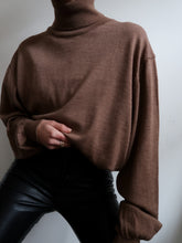 Load image into Gallery viewer, "Giovanna" knitted turtleneck