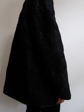 Load image into Gallery viewer, "Gloria" black blazer