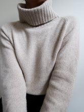 Load image into Gallery viewer, "Camelia" Cashmere turtleneck