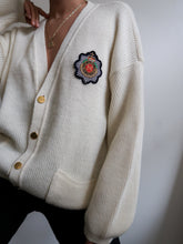 Load image into Gallery viewer, "Louise" Knitted cardigan