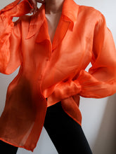Load image into Gallery viewer, "Serena" silk shirt