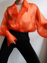 Load image into Gallery viewer, "Serena" silk shirt