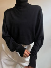Load image into Gallery viewer, « Lorna » Black turtleneck