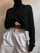 Load image into Gallery viewer, « Lorna » Black turtleneck