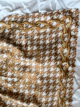 Load image into Gallery viewer, "Emy" Silk scarf