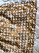 Load image into Gallery viewer, "Emy" Silk scarf