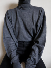 Load image into Gallery viewer, Grey turtleneck jumper