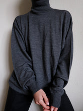 Load image into Gallery viewer, Grey turtleneck jumper