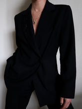 Load image into Gallery viewer, "La reina" black blazer