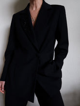 Load image into Gallery viewer, "La reina" black blazer