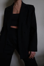 Load image into Gallery viewer, "La reina" black blazer