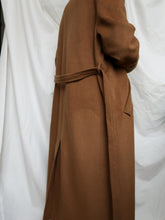 Load image into Gallery viewer, Camel long coat