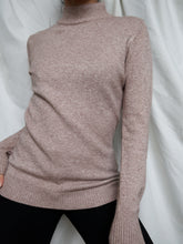 Load image into Gallery viewer, "Jenna" knitted jumper