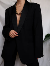 Load image into Gallery viewer, Black smoking blazer