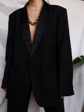 Load image into Gallery viewer, Black smoking blazer