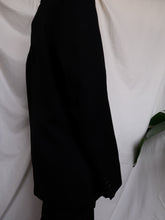 Load image into Gallery viewer, Black smoking blazer