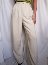 Load image into Gallery viewer, LOUIS FERAUD ivory pants
