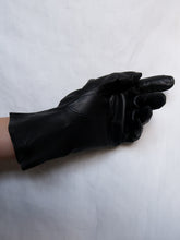 Load image into Gallery viewer, Calf leather gloves