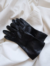 Load image into Gallery viewer, Calf leather gloves