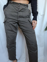 Load image into Gallery viewer, "Cargo" kaki pants