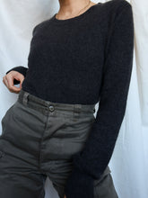 Load image into Gallery viewer, Cashmere knitted jumper