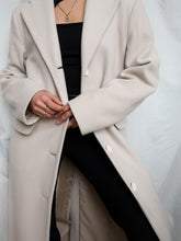 Load image into Gallery viewer, ESCADA coat