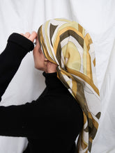 Load image into Gallery viewer, "Lina" soft scarf