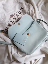 Load image into Gallery viewer, DELVAUX vintage bag