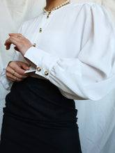 Load image into Gallery viewer, "Giny" white shirt