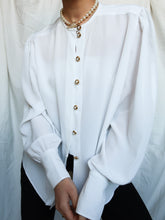 Load image into Gallery viewer, "Giny" white shirt