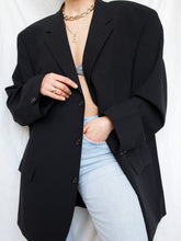 Load image into Gallery viewer, Black blazer