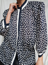 Load image into Gallery viewer, "Lady F" blouse
