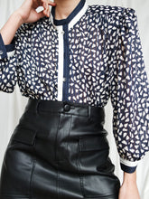 Load image into Gallery viewer, "Lady F" blouse